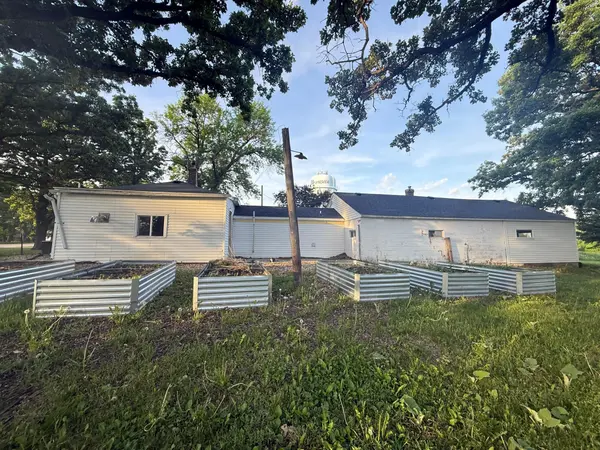 12713 375th AVE, Waseca, MN 56093