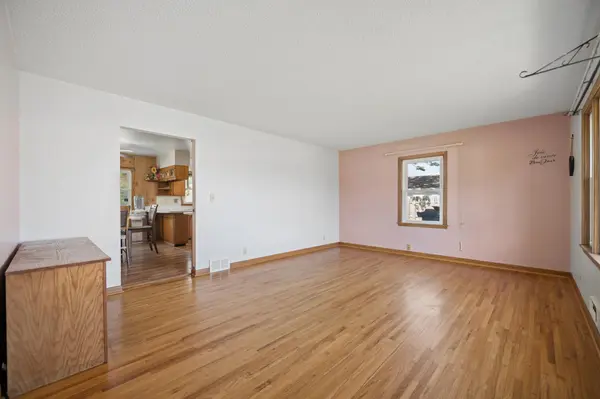 1115 10th ST SW, Faribault, MN 55021