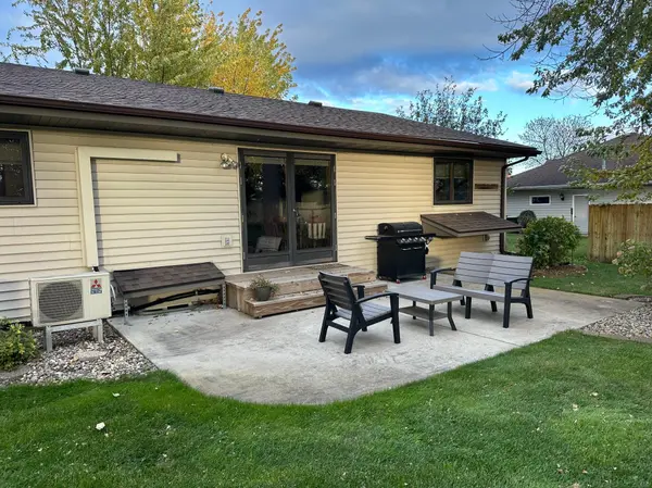 1208 Bridgeport LN NW, Alexandria, MN 56308