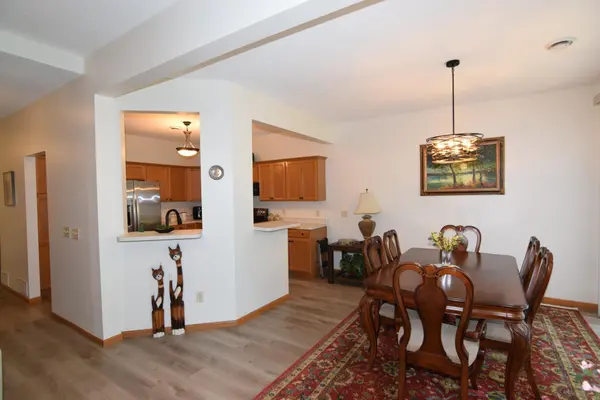 1708 Sunset DR, Northfield, MN 55057