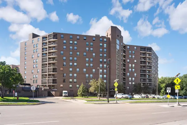 6615 Lake Shore DR S #705,  Richfield,  MN 55423