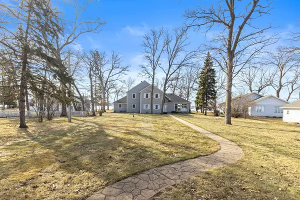 51292 Pelican Point DR, Detroit Lakes, MN 56501
