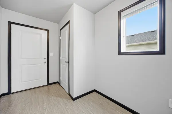 1119 29th AVE W, West Fargo, ND 58078