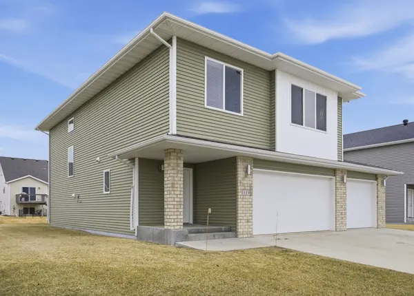 1119 29th AVE W, West Fargo, ND 58078