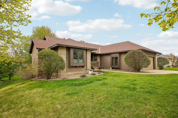 16118 Harvard CT, Lakeville, MN 55044