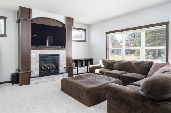 3677 Edgerton ST, Vadnais Heights, MN 55127
