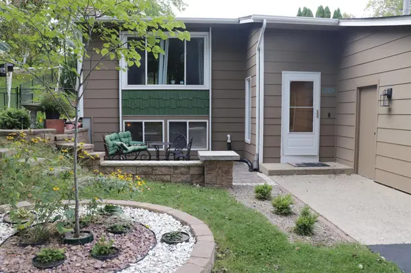 12924 16th AVE S, Burnsville, MN 55337