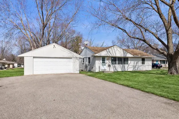 3708 W Old Shakopee RD, Bloomington, MN 55431