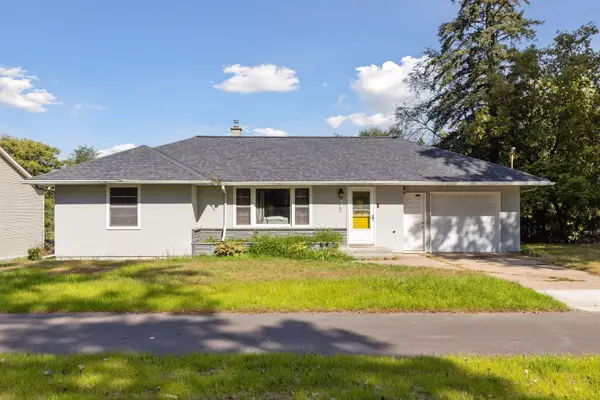 675 Koehler RD, Vadnais Heights, MN 55127