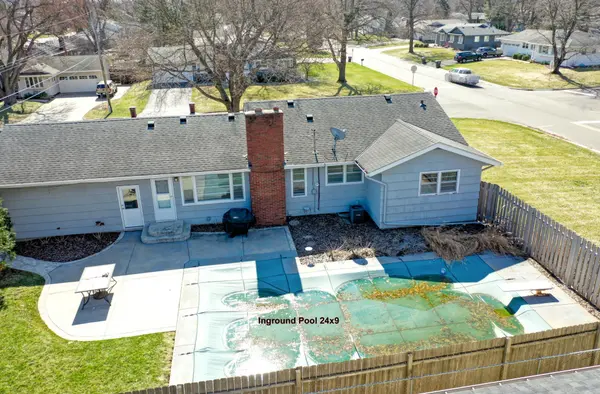 725 Pontiac PL, Mendota Heights, MN 55120