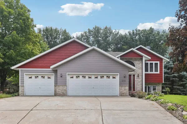 212 Greenbriar LN, Buffalo, MN 55313