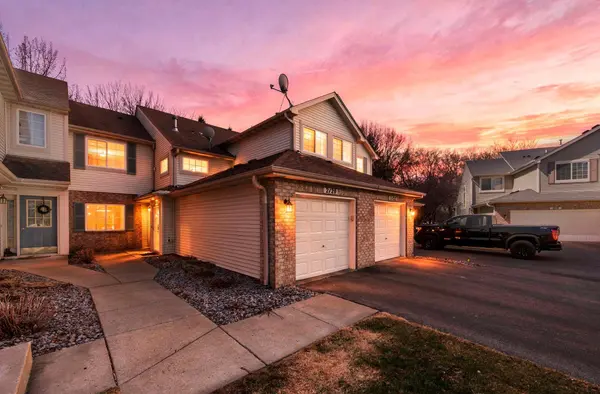 2122 Water Lilly LN #1206, Eagan, MN 55122
