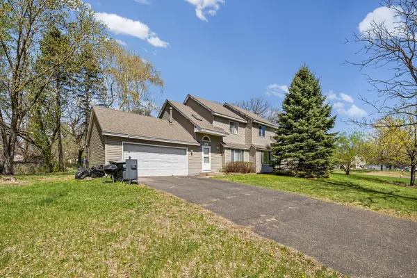 1623 106th AVE NW, Coon Rapids, MN 55433