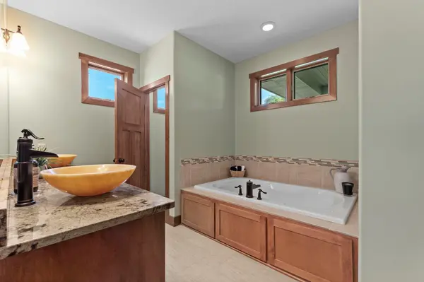 8871 Kahl WAY NE, Otsego, MN 55362