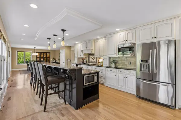 17815 32nd PL N, Plymouth, MN 55447