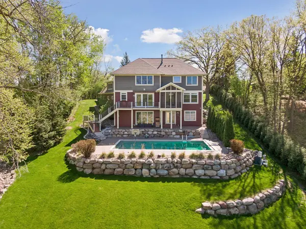 805 Forest Arms LN, Orono, MN 55364
