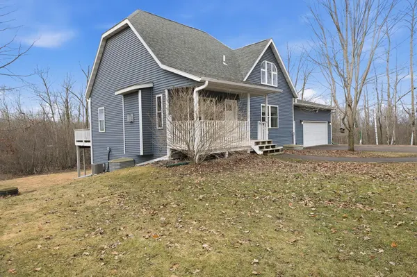 1195 395th ST, Isle, MN 56342