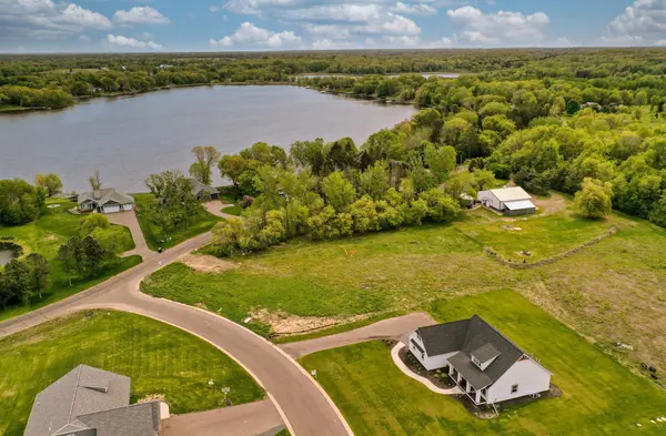 7591 255th ST, Wyoming, MN 55092