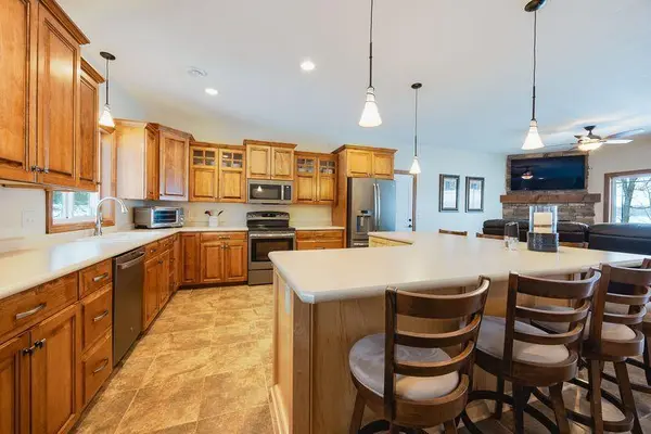 33332 Lone Pine DR, Cushing, MN 56438