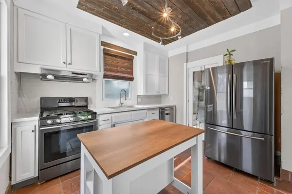 913 E 39th ST, Minneapolis, MN 55407
