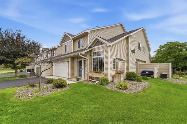 2222 Boulder Pointe, Shakopee, MN 55379
