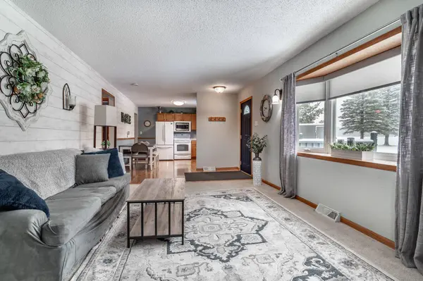 311 4th AVE E, Abercrombie, ND 58001