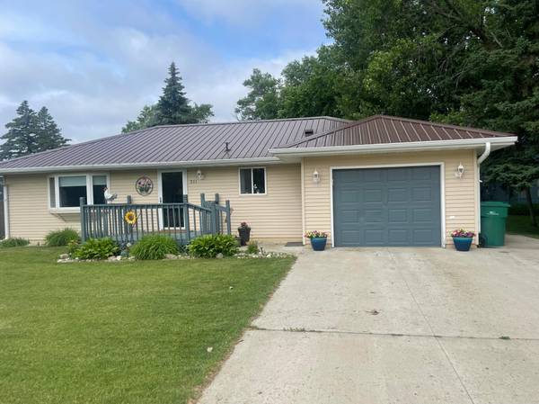 311 4th AVE E,  Abercrombie,  ND 58001