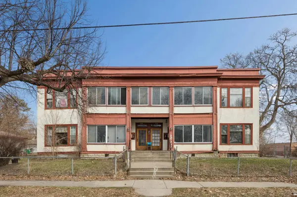 900 16th AVE N, Minneapolis, MN 55411