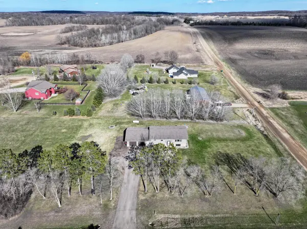 11048 Alcott DR, Sauk Centre, MN 56378