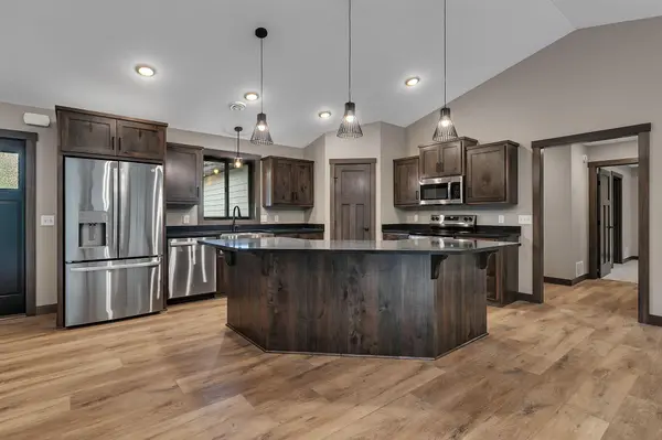 11940 Fiber DR, Baxter, MN 56425