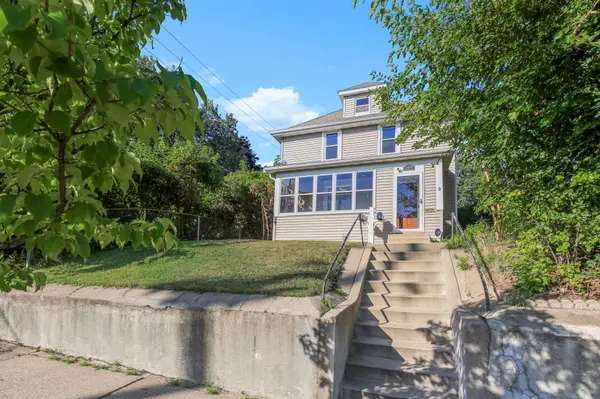 389 Fairview AVE N, Saint Paul, MN 55104