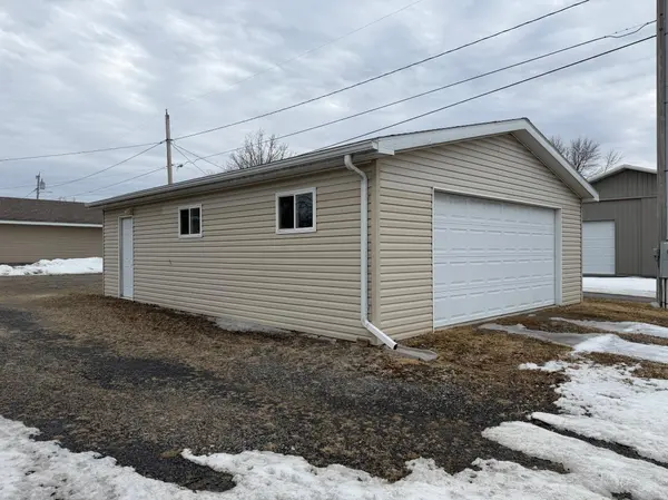 1702 Main AVE, International Falls, MN 56649