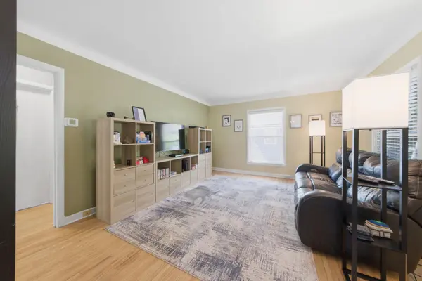 3209 Hampshire AVE S, Saint Louis Park, MN 55426