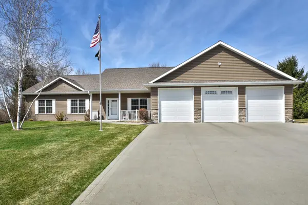 4691 Arctic LN NW, Rochester, MN 55901