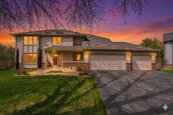 2203 Leyland Bay, Woodbury, MN 55125