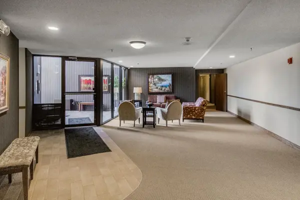 9700 Portland AVE S #129, Bloomington, MN 55420