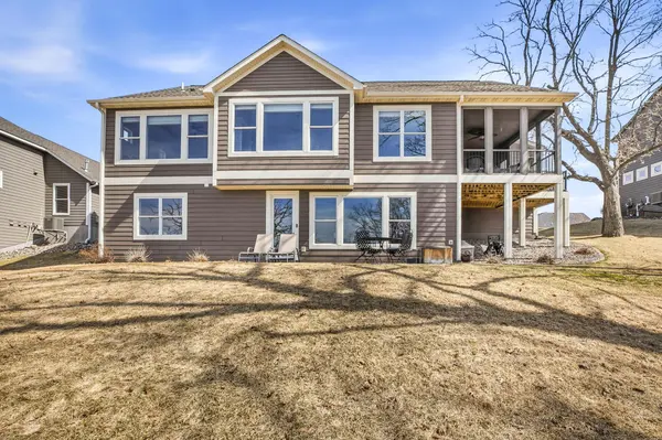 8610 Bluestem DR, Victoria, MN 55386