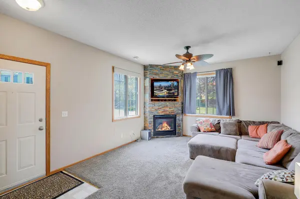 1805 Pintail AVE, Shakopee, MN 55379