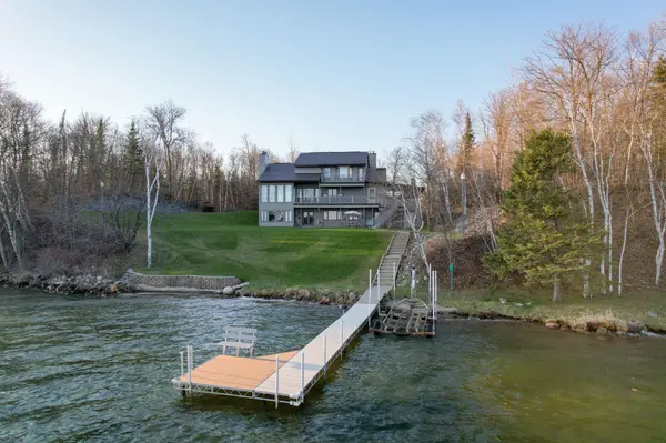 35873 Drumbeater RD, Cohasset, MN 55721