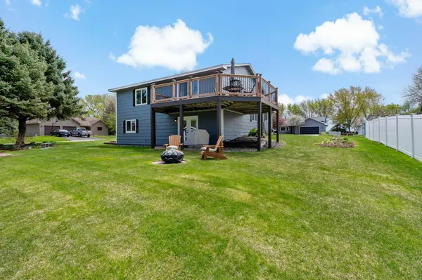 12120 87th AVE N, Maple Grove, MN 55369