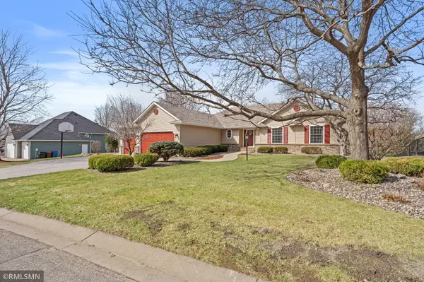 3001 Edward ST, Maplewood, MN 55109