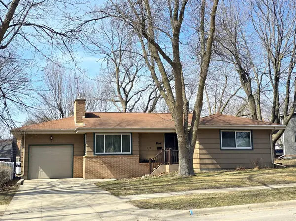 1532 4th AVE, Windom, MN 56101