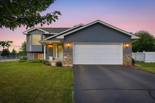 5350 Wood Duck LN, Big Lake, MN 55309