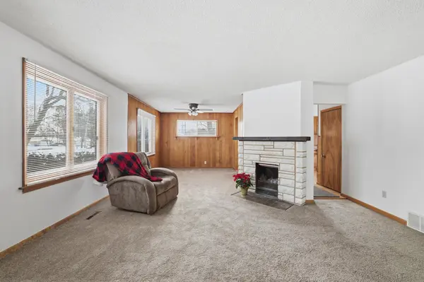 1443 Hazelwood ST, Saint Paul, MN 55106