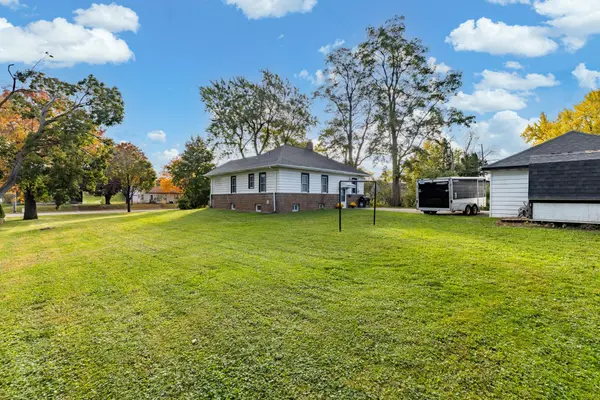 1443 Hazelwood ST, Saint Paul, MN 55106