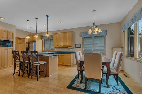 1522 Katrina CT, Saint Cloud, MN 56301