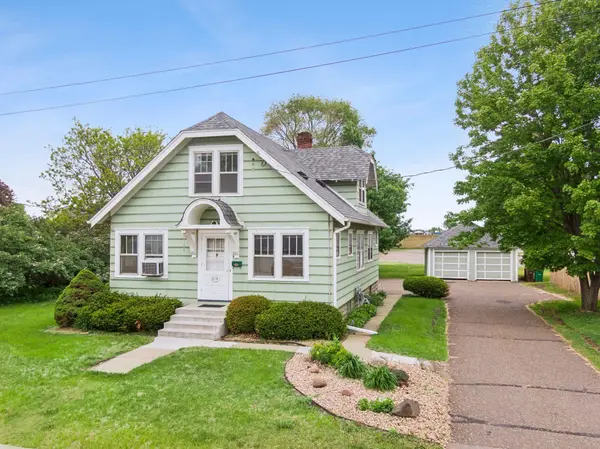 814 62nd AVE N, Brooklyn Center, MN 55430