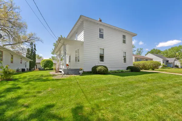 807 2nd ST SW, Faribault, MN 55021
