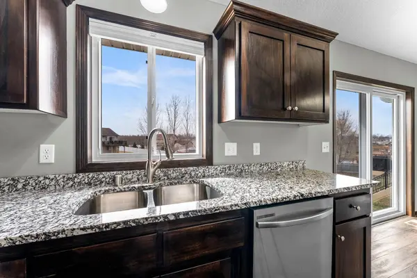 1429 18th AVE SE, Cambridge, MN 55008