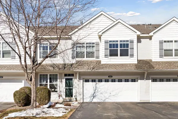 1948 Shamrock PL, Chaska, MN 55318